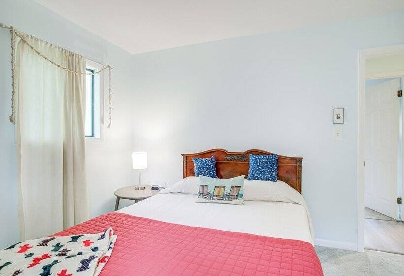 Charming Ocean Pines Home 9 Mi To Beach!