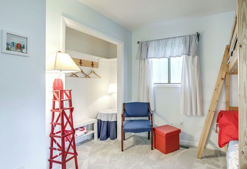 Charming Ocean Pines Home 9 Mi To Beach!