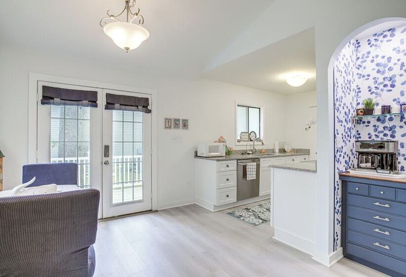 Charming Ocean Pines Home 9 Mi To Beach!