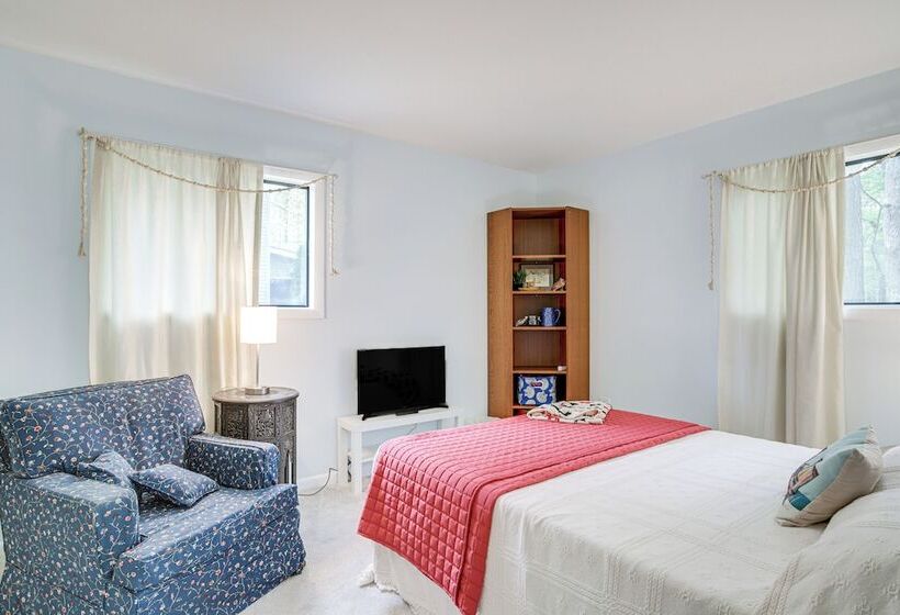 Charming Ocean Pines Home 9 Mi To Beach!