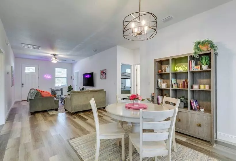 Charming Tampa Home < 3 Mi To Busch Gardens!