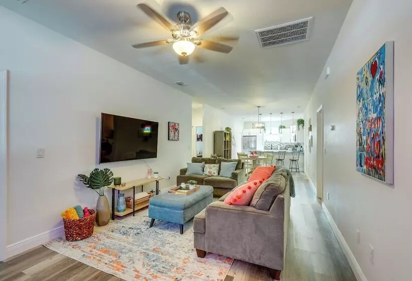 Charming Tampa Home < 3 Mi To Busch Gardens!
