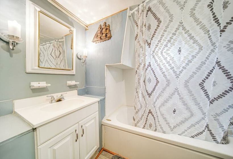 Andover Home Near State Park W/ Patio & Yard!