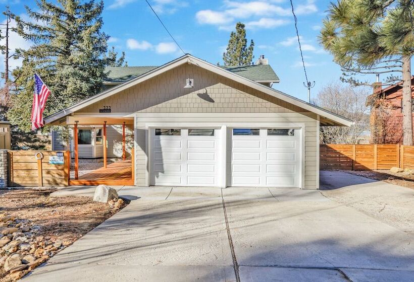 Eagle Escape On Big Bear Lake #2423