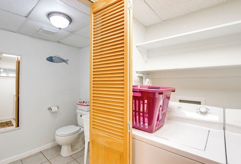 Ellijay Cottage W/ Creek Access & Private Hot Tub!