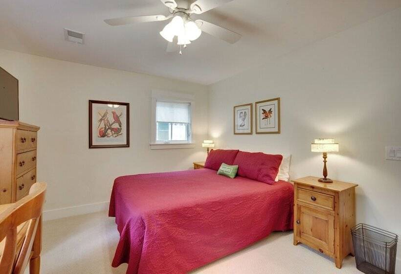 Home In Beaufort Historic District W/ Private Yard