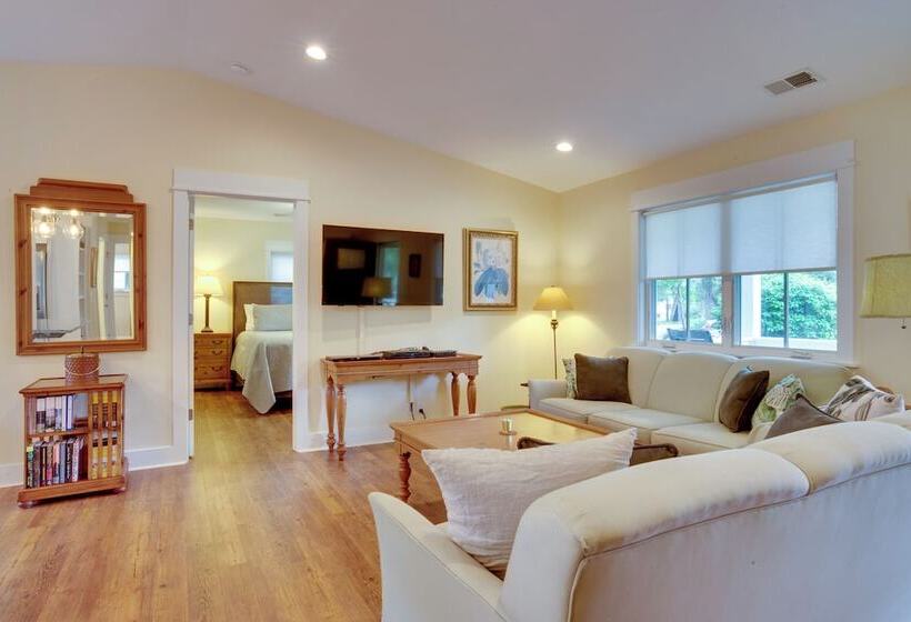 Home In Beaufort Historic District W/ Private Yard