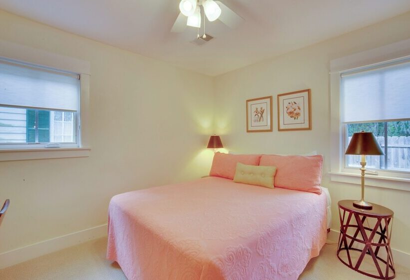 Home In Beaufort Historic District W/ Private Yard