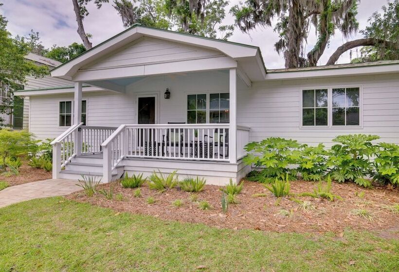Home In Beaufort Historic District W/ Private Yard