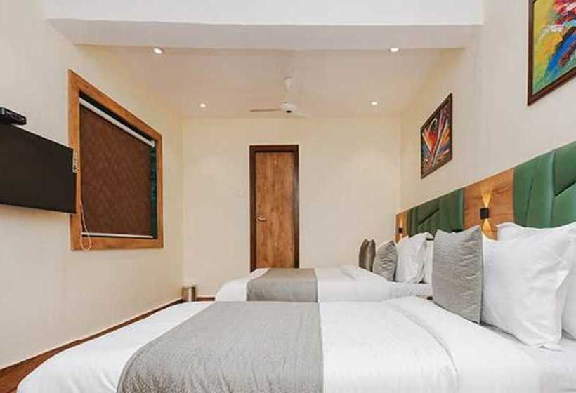 Fabhotel Airport Palace