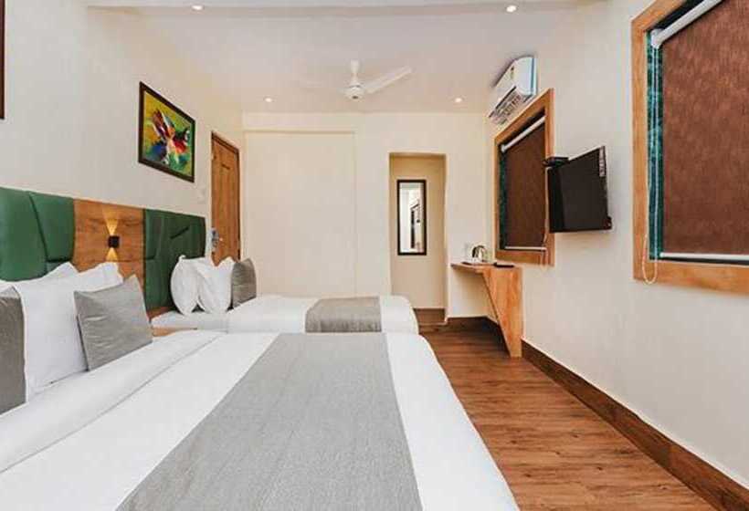 Fabhotel Airport Palace