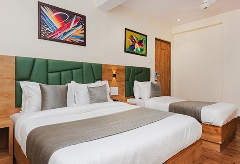 Fabhotel Airport Palace