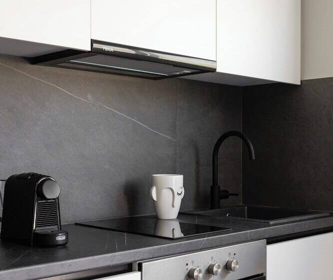 Hotel Athens Riviera Suites