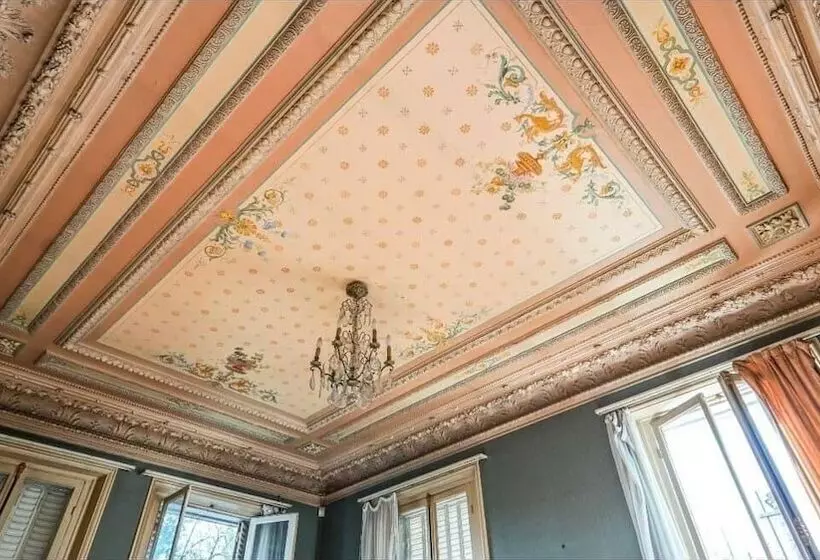 ホテル Le Charmant