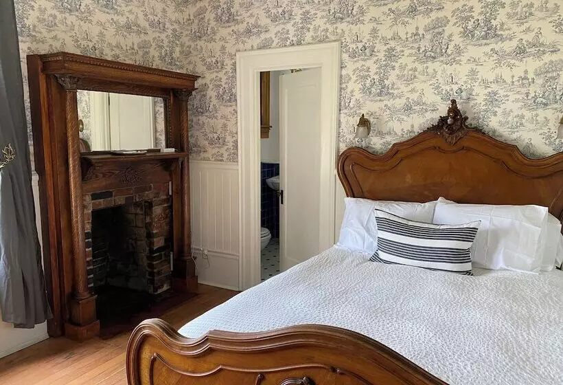 Hotelli The Weller House