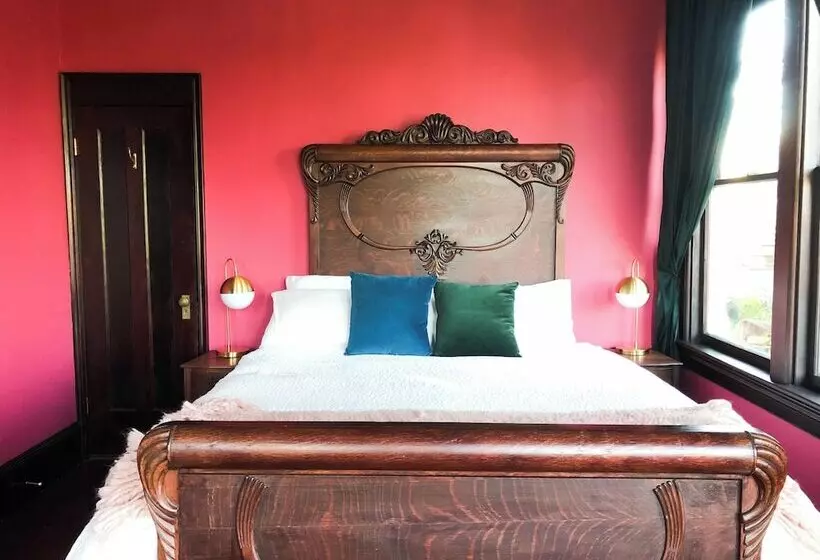 Hotelli The Weller House