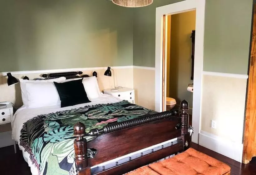 Hotelli The Weller House