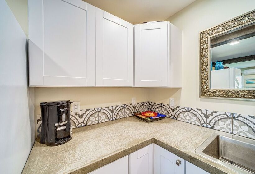 Lakefront Oroville Paradise: Private Beach & Dock!