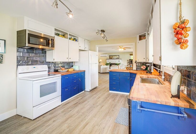 Lakefront Oroville Paradise: Private Beach & Dock!