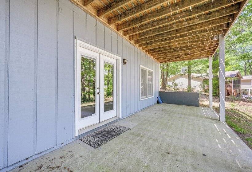 Milledgeville Home W/ Game Room & Private Dock!