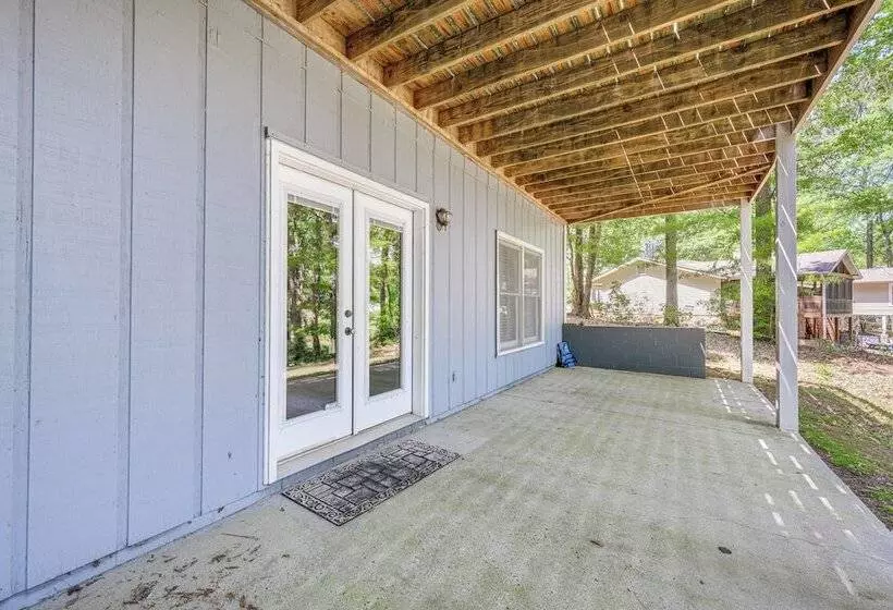 Milledgeville Home W/ Game Room & Private Dock!