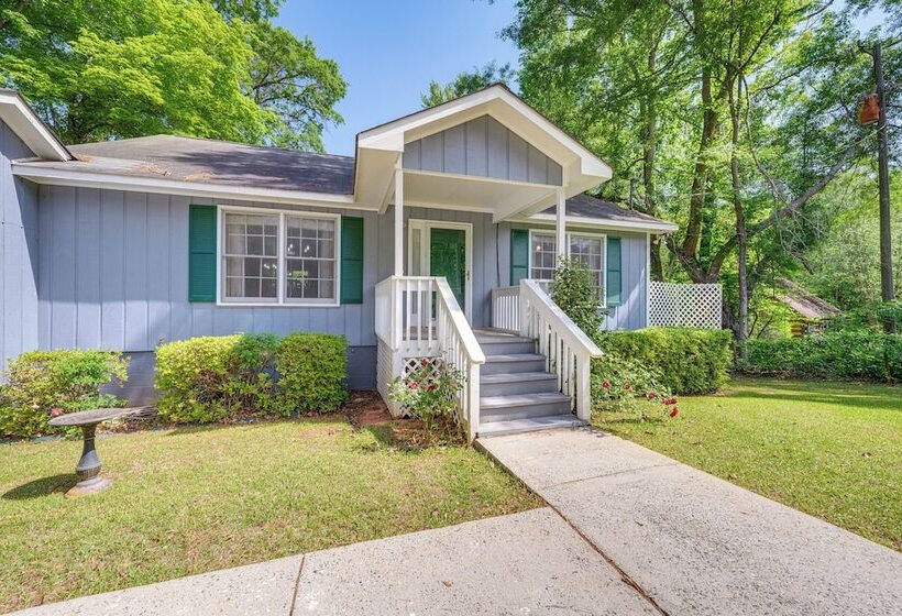 Milledgeville Home W/ Game Room & Private Dock!