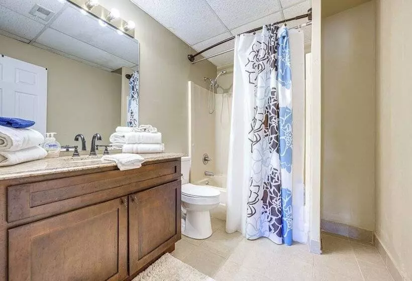 Milledgeville Home W/ Game Room & Private Dock!