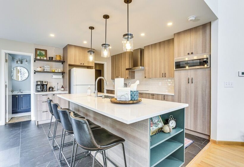 Furnished Deck, Mountain View: Castle Rock Home!