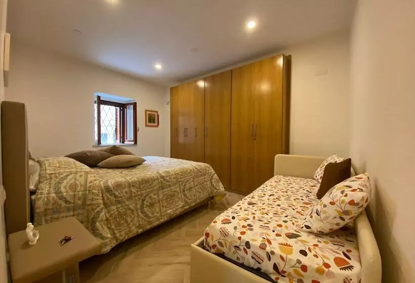 اقامتگاه Modern And Cozy Home At 200 Meters To The Beach