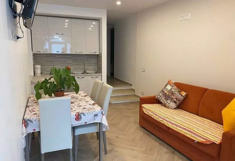 اقامتگاه Modern And Cozy Home At 200 Meters To The Beach