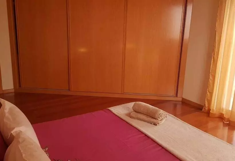 Residenssi Remarkable 3 Bed House In Machico