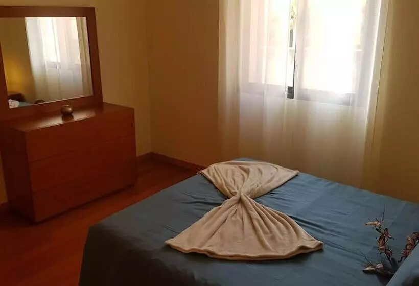 Residenssi Remarkable 3 Bed House In Machico