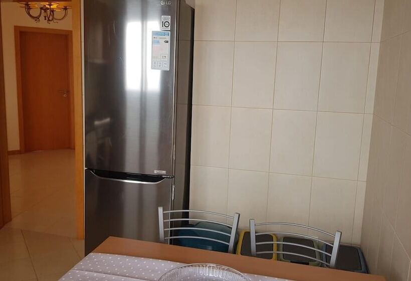 Residenza Remarkable 3 Bed House In Machico