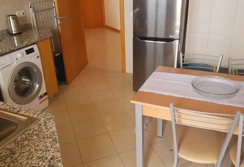 Residenssi Remarkable 3 Bed House In Machico