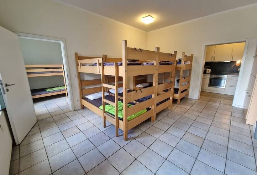 リゾートホテル Bernsteinland Hirschburg