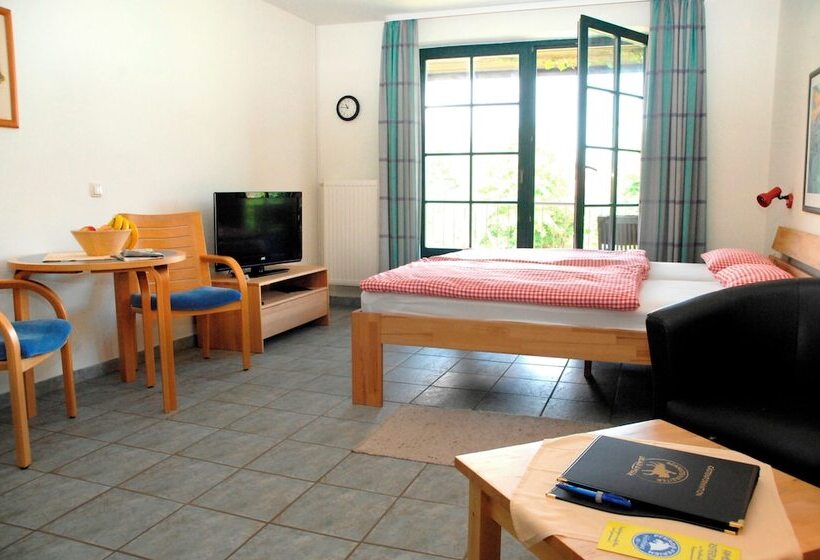 リゾートホテル Bernsteinland Hirschburg