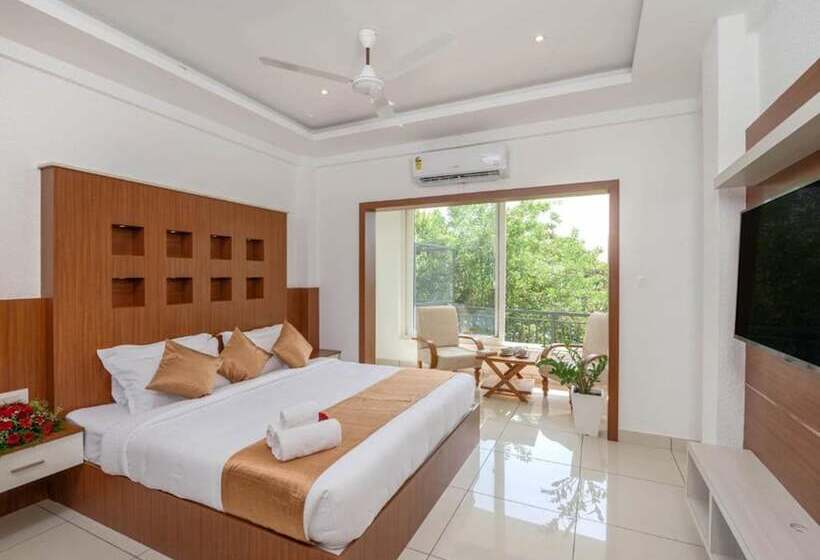 Sprise Munnar Resort And Spa