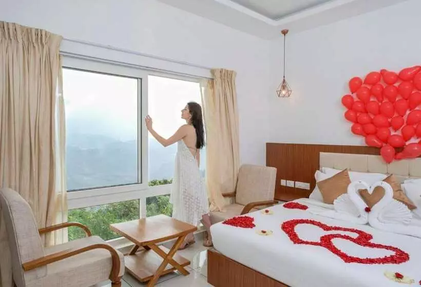 Sprise Munnar Resort And Spa