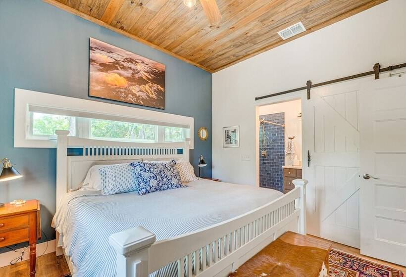 Stilt Style Cottage < 1 Mi To Downtown Yankeetown!