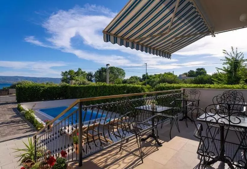 Storge Boutique Bed & Breakfast