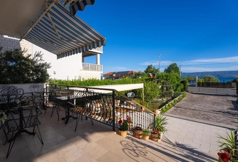 Storge Boutique Bed & Breakfast