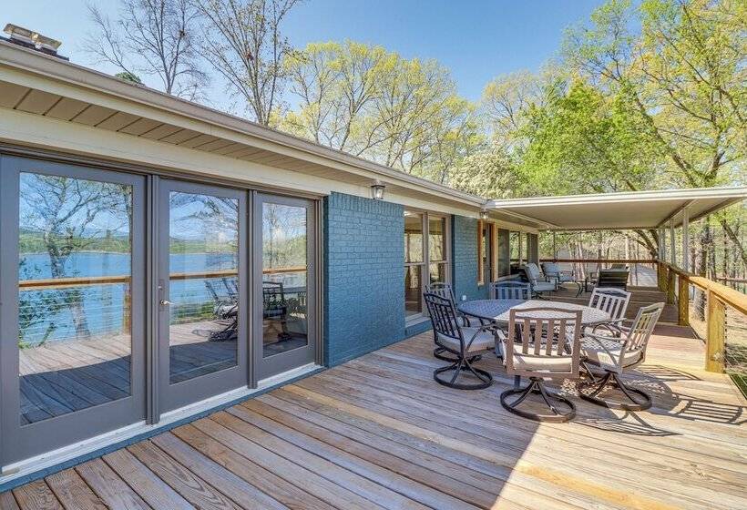 Tranquil Lakefront Greers Ferry Escape W/ Fire Pit
