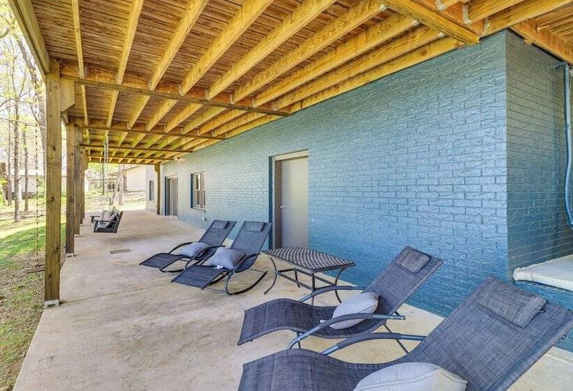 Tranquil Lakefront Greers Ferry Escape W/ Fire Pit