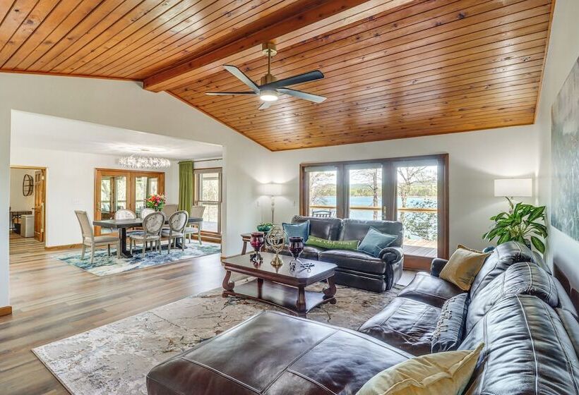 Tranquil Lakefront Greers Ferry Escape W/ Fire Pit