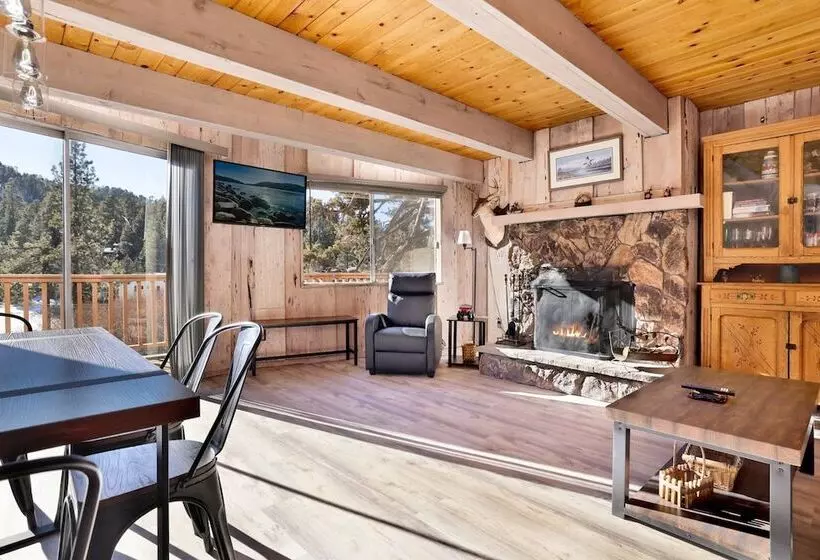 Bear Mountain Views #2235