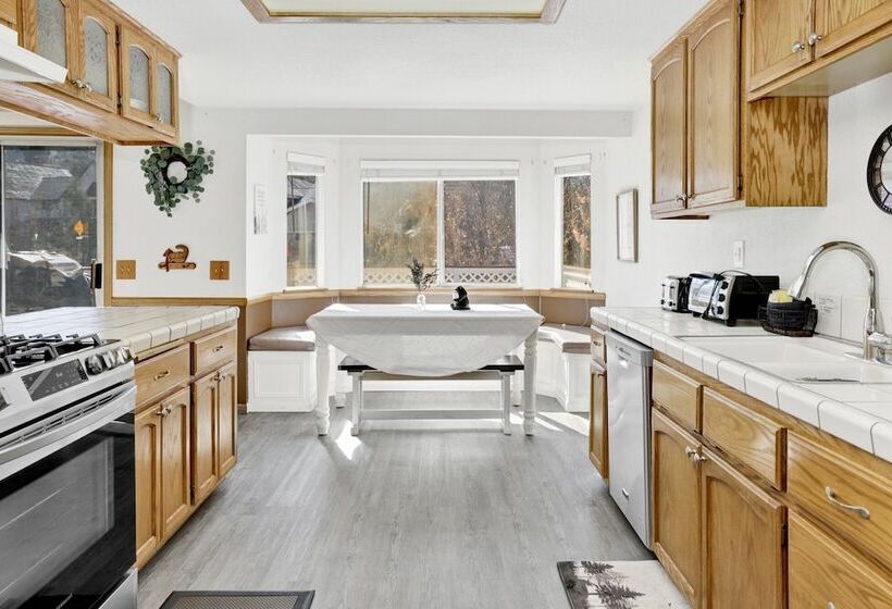 Divine Chateau #2357