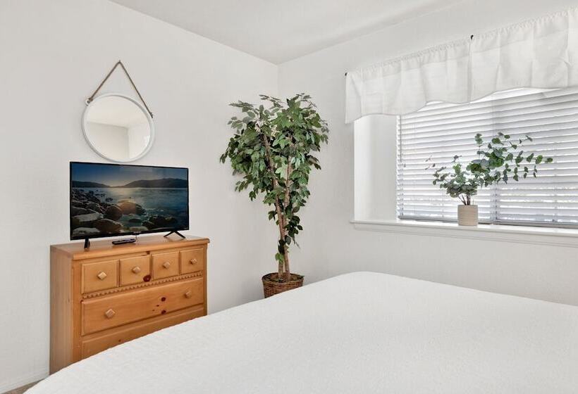 Divine Chateau #2357