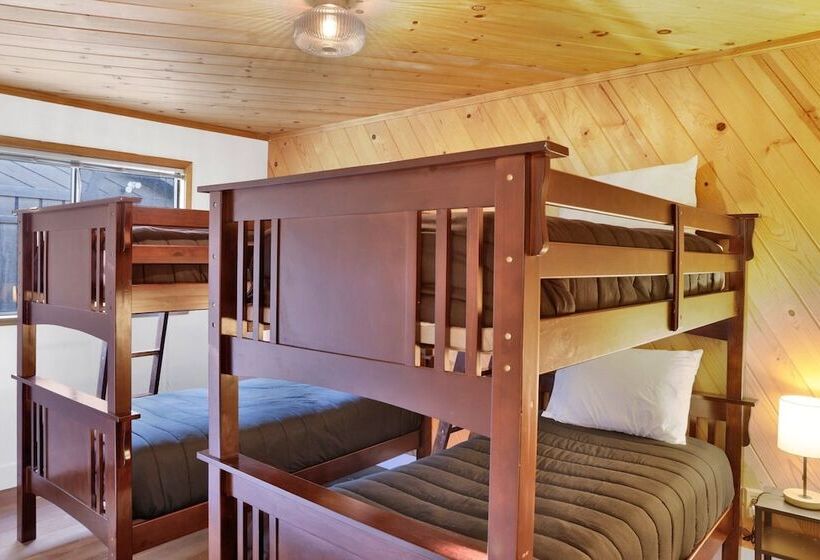 Gold Mountain Hideaway! #2350