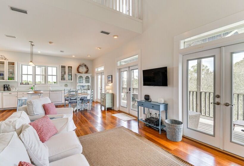 Gulf Shores Beach House W/ Deck: Walk To Shore!