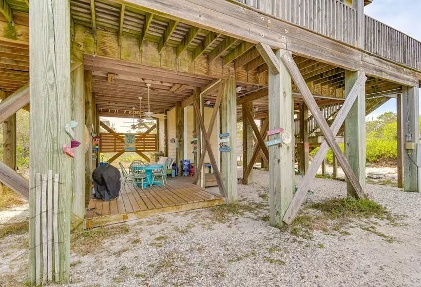 Gulf Shores Beach House W/ Deck: Walk To Shore!